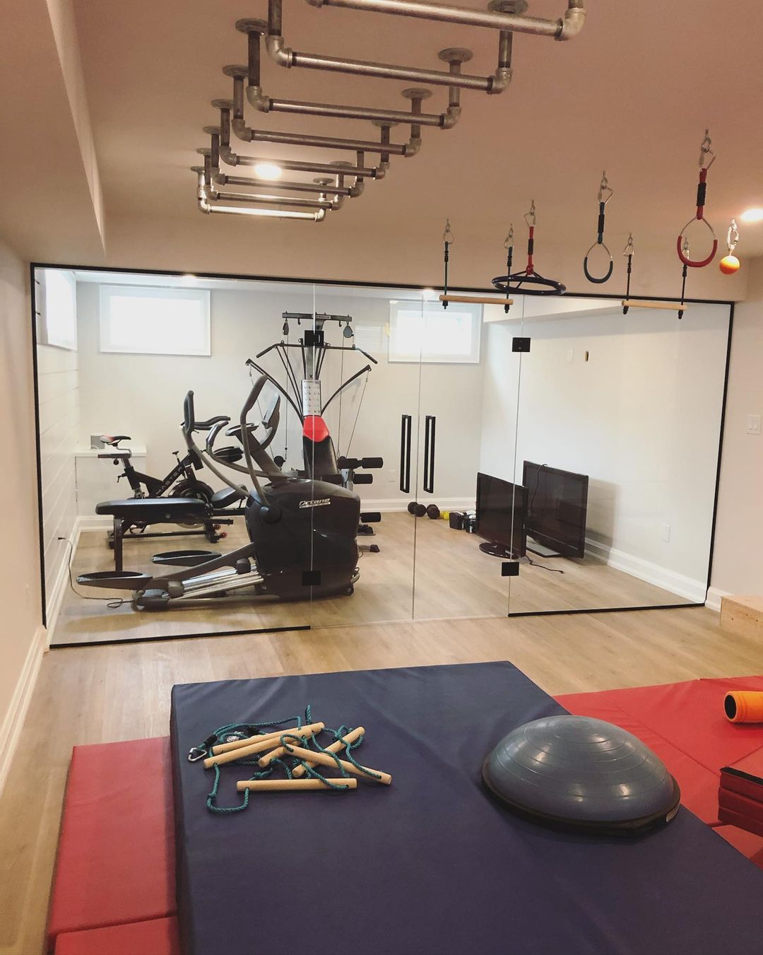 GymGlass-2