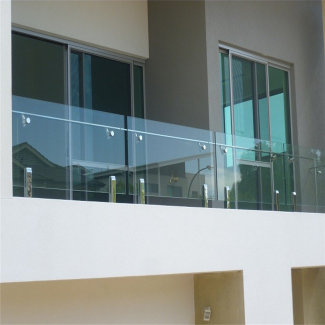 Glass Ralling For Decks