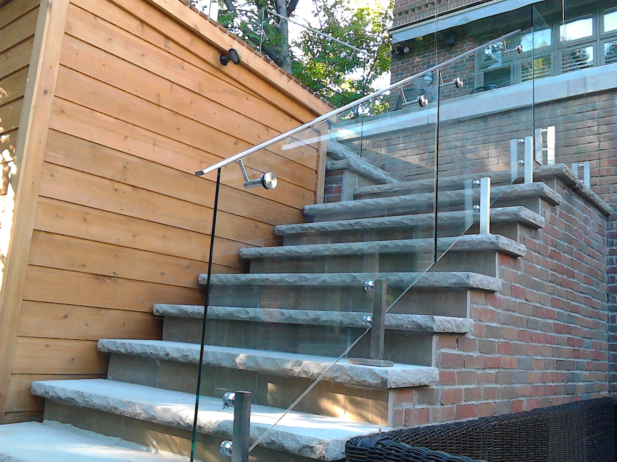 Exterior Ralling